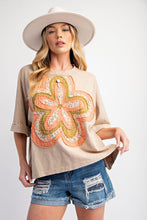 Load image into Gallery viewer, Easel Mineral Washed Cotton Top with Flower Patch in Khaki
