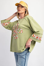 Load image into Gallery viewer, Easel Terry Knit Top with Front Flower Patch in Pistachio
