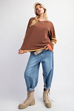 Load image into Gallery viewer, Easel Mineral Washed Top with Star Patched Sleeves in Tiramisu
