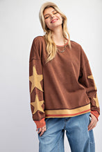 Load image into Gallery viewer, Easel Mineral Washed Top with Star Patched Sleeves in Tiramisu
