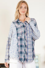 Load image into Gallery viewer, BlueVelvet Multi Print Button Down Top in Pink-Blue
