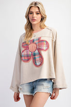 Load image into Gallery viewer, Easel Terry Knit Top with Front Flower Patch in Ecru
