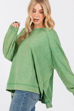 Load image into Gallery viewer, Sage+Fig OVERSIZED Mineral Washed Top in Kelly Green ON ORDER
