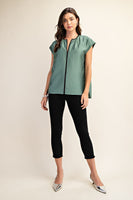 GiGio Solid Color Top with Contrasting Piping Details in Teal