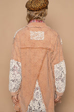 Load image into Gallery viewer, POL OVERSIZED Twill Shacket with Crochet Patches in Peach Jam Multi
