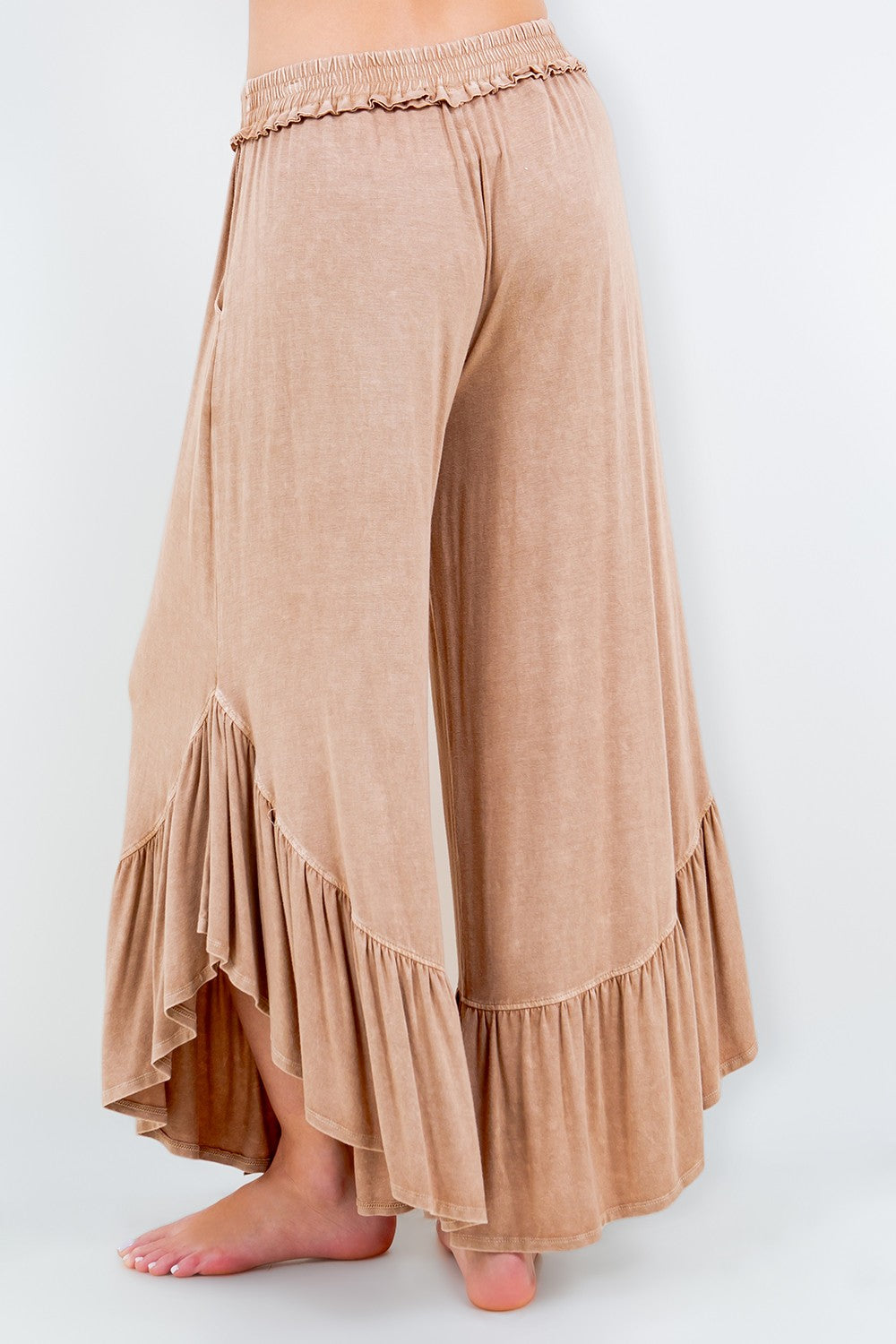 J.Her Mineral Washed Big Ruffle Pants in Taupe – June Adel