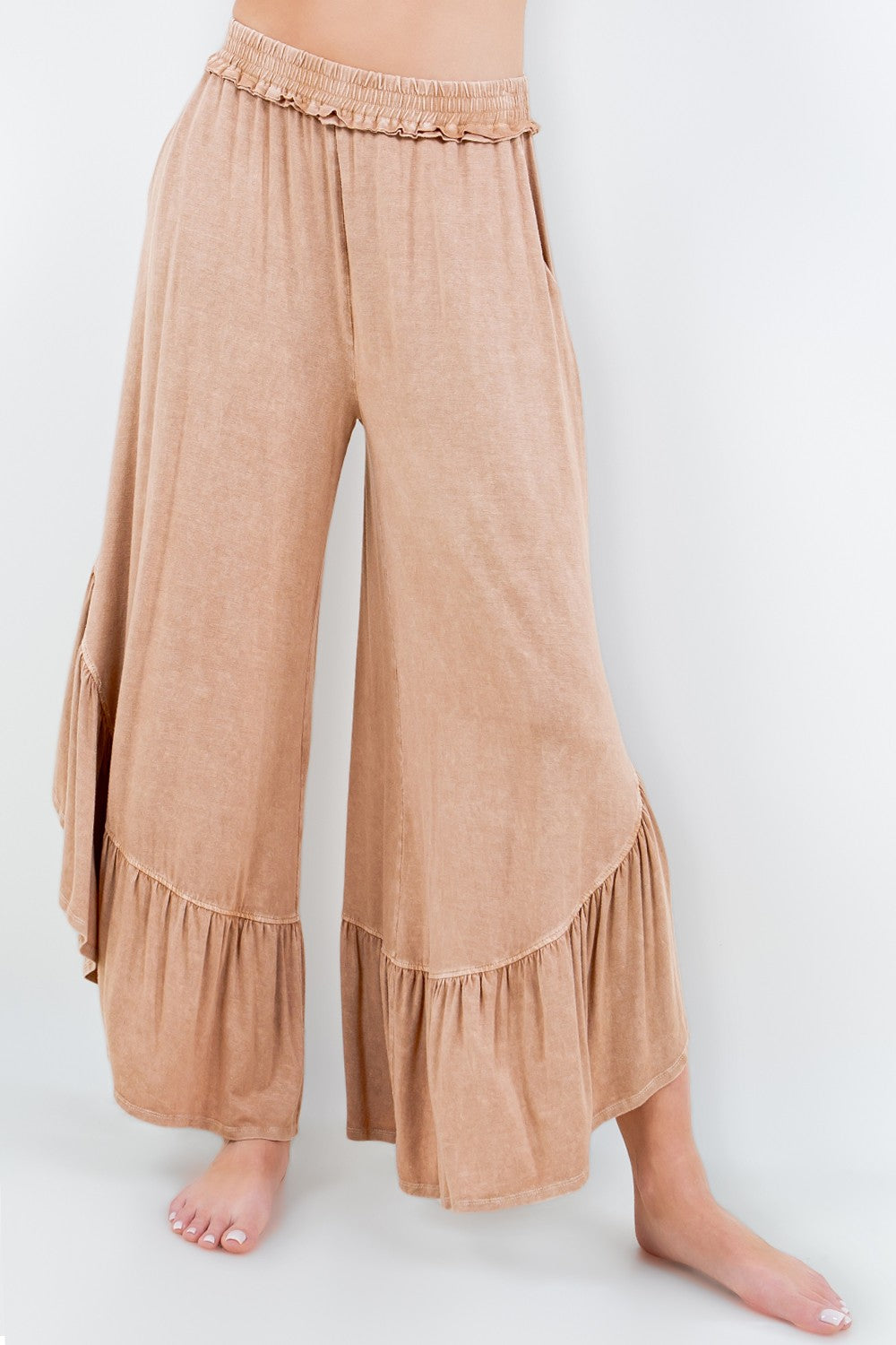 J.Her Mineral Washed Big Ruffle Pants in Taupe