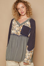 Load image into Gallery viewer, POL OVERSIZED Solid and Floral Print Babydoll Top in Charcoal Multi
