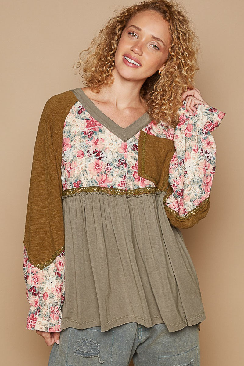 POL OVERSIZED Solid and Floral Print Babydoll Top in Olive Multi