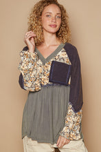 Load image into Gallery viewer, POL OVERSIZED Solid and Floral Print Babydoll Top in Charcoal Multi
