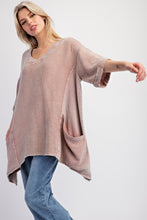 Load image into Gallery viewer, Easel OVERSIZED Cotton Gauze Top in Mushroom
