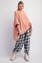 Load image into Gallery viewer, Easel OVERSIZED Cotton Gauze Top in Faded Rust
