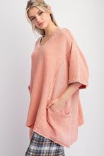 Load image into Gallery viewer, Easel OVERSIZED Cotton Gauze Top in Faded Rust
