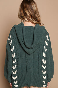 POL Solid Color Chenille Sweater with Weaved Fabric Detail in Real Green