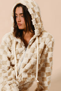 BiBi Checkered Pattern Zip Up Front Sherpa Hoodie in Ivory/Latte