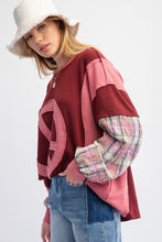 Load image into Gallery viewer, Easel Mixed Fabric Peace Sign Patch OVERSIZED Top in Burgundy
