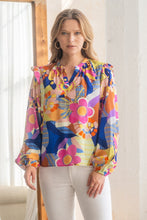 Load image into Gallery viewer, Oddi Mixed Geo Print Top in Lime Multi
