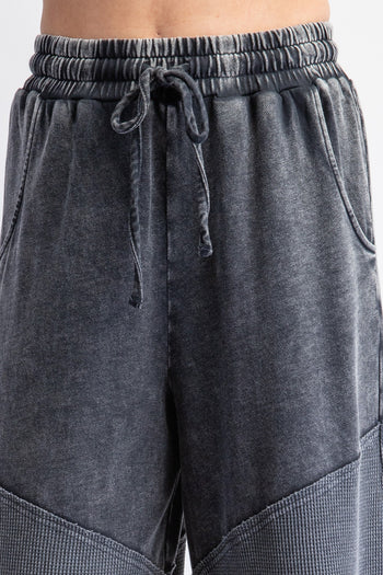 Easel Mixed Thermal Knit and Terry Knit Pants in Black