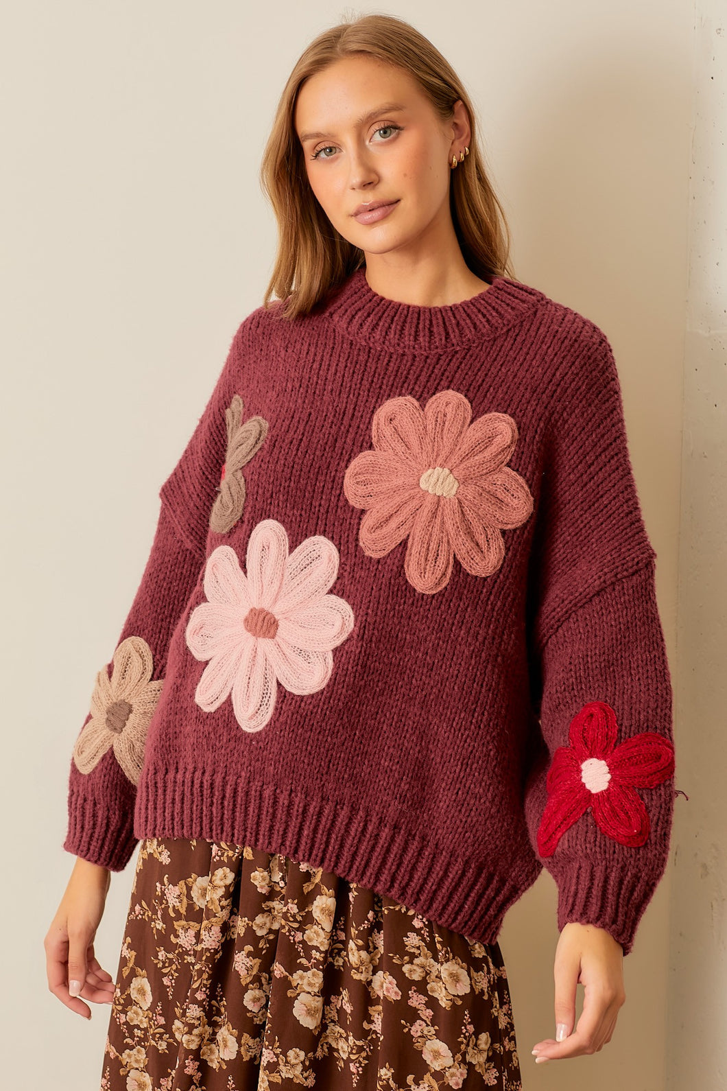 Polagram Solid Color Knit Sweater with Knit Flower Appliques in Burgundy