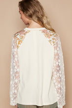 Load image into Gallery viewer, POL Thermal Knit Top with Lace Sleeves and Flower Patch Front in Cream
