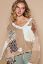 Load image into Gallery viewer, POL CROPPED &amp; OVERSIZED Cut and Sewn Patch Top in Mocha Multi
