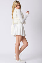 Load image into Gallery viewer, Peach Love Puffer Padded Vest With Satin Organza Bow in Whip Cream
