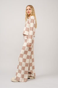 Blue B Cozy Knit Checkerboard Set in Beige Ivory