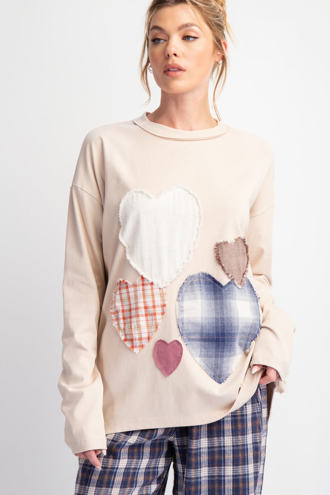 Easel OVERSIZED Heart Patched Knit Top in Beige