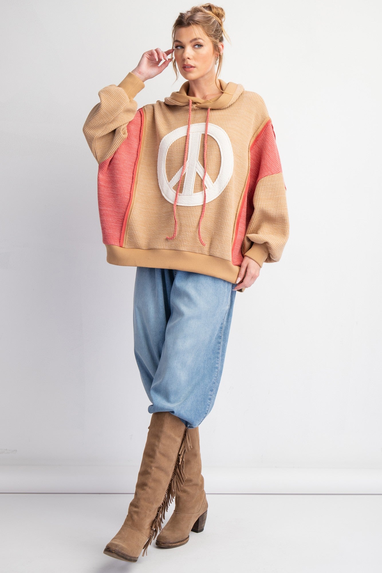 トップス AFB PEACE KNIT HOODIE Msize Easel Peace Sign Patch Ribbed Knit Pullover Hoodie in Mocha – June