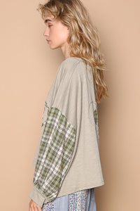 POL OVERSIZED Ribbed Knit and Plaid Top with Front and Back Flower Patch in Dusky Sage