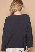 Load image into Gallery viewer, POL OVERSIZED Solid Color Sweater with Chenille Flower Patches in Charcoal Multi
