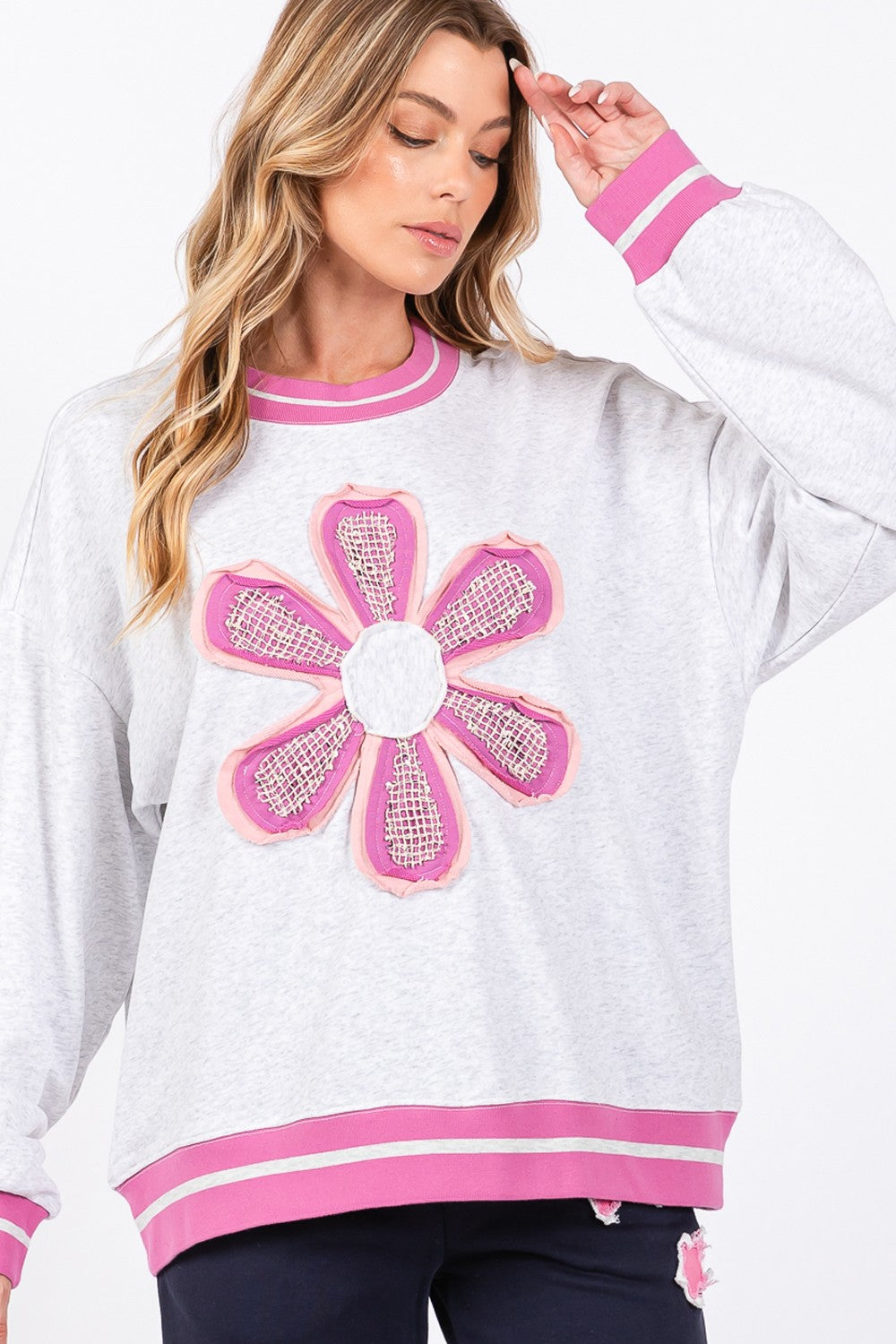 Sage+Fig Daisy Applique Patch Sweatshirt in Heather Gray – June Adel