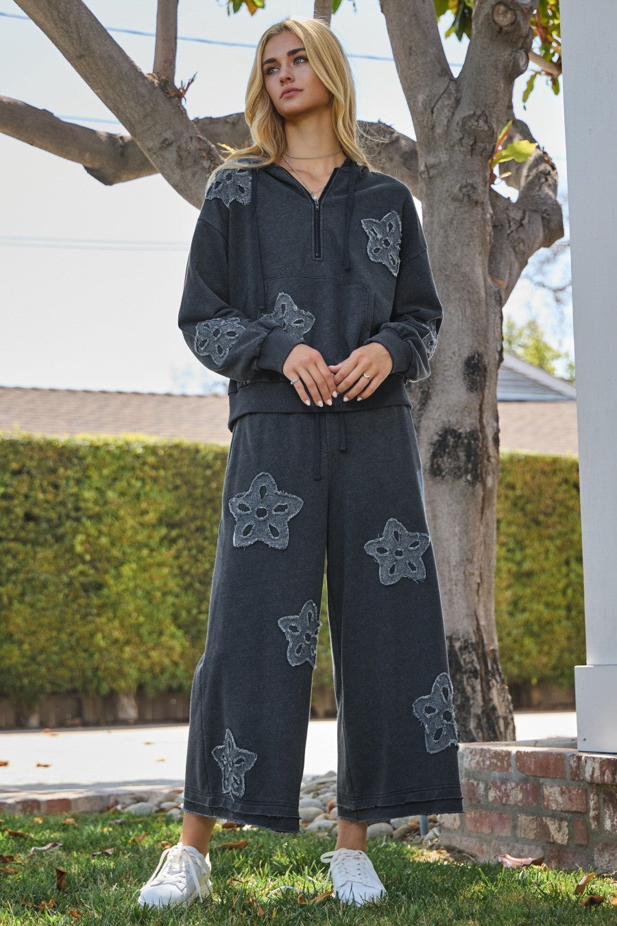 Oddi Solid Color Flower Patched Hoodie in Washed Black – June Adel