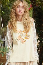 Load image into Gallery viewer, POL Thermal Knit Top with Lace Sleeves and Flower Patch Front in Cream
