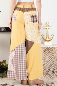 BlueVelvet Patchwork Wide Leg Pants in Banana Combo