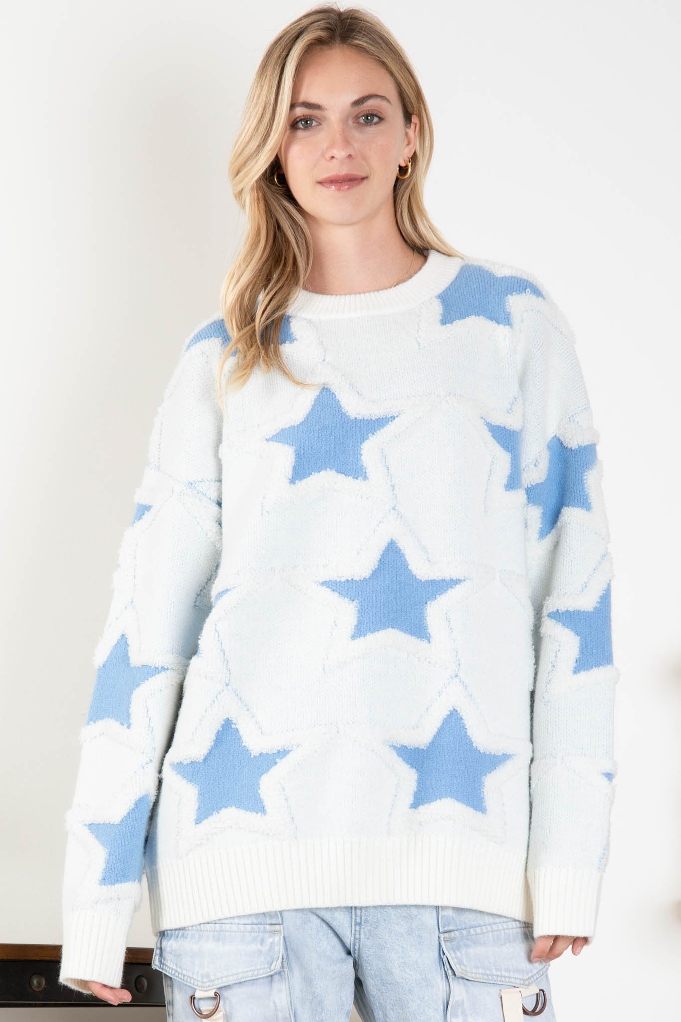 BlueVelvet Star Print Knit Sweater in White-Blue FINAL SALE – June