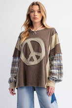 Load image into Gallery viewer, Easel Mixed Fabric Peace Sign Patch OVERSIZED Top in Ash Olive
