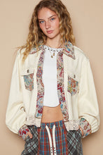 Load image into Gallery viewer, POL CROPPED Twill Jacket with Floral and Lace Details in Cream
