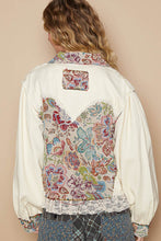 Load image into Gallery viewer, POL CROPPED Twill Jacket with Floral and Lace Details in Cream
