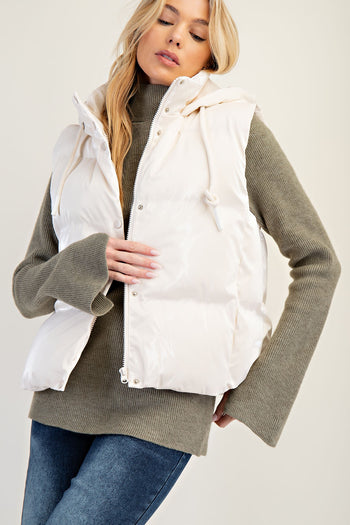 Easel Shiny Faux Leather Cropped Length Puffer Vest in Cream