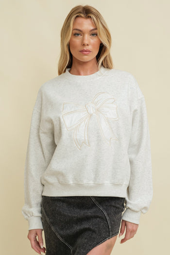 Cloud Ten Sweatshirt with Embroidered Bow Front in Heather Grey