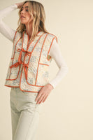 &merci Quilted Patchwork Vest with Contrasting Binding in Caramel Sepia Multi