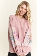 Load image into Gallery viewer, J. Her Mineral Washed Top with Flower Patched Sleeves in Light Mauve
