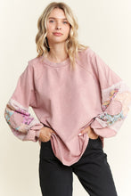 Load image into Gallery viewer, J. Her Mineral Washed Top with Flower Patched Sleeves in Light Mauve
