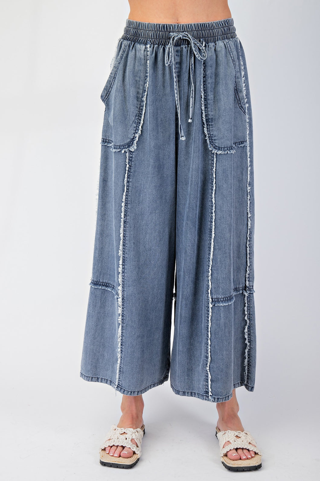 Easel Frayed Chambray Palazzo Pants in Washed Denim