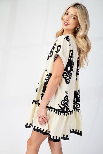 GiGio Bold Print Mini Dress in Cream