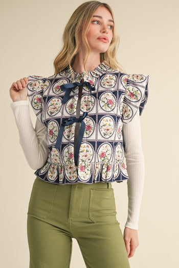 &merci Floral Print Quilted Puff Vest in Navy