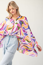 Load image into Gallery viewer, ee:some OVERSIZED Abstract Printed Top in Pink
