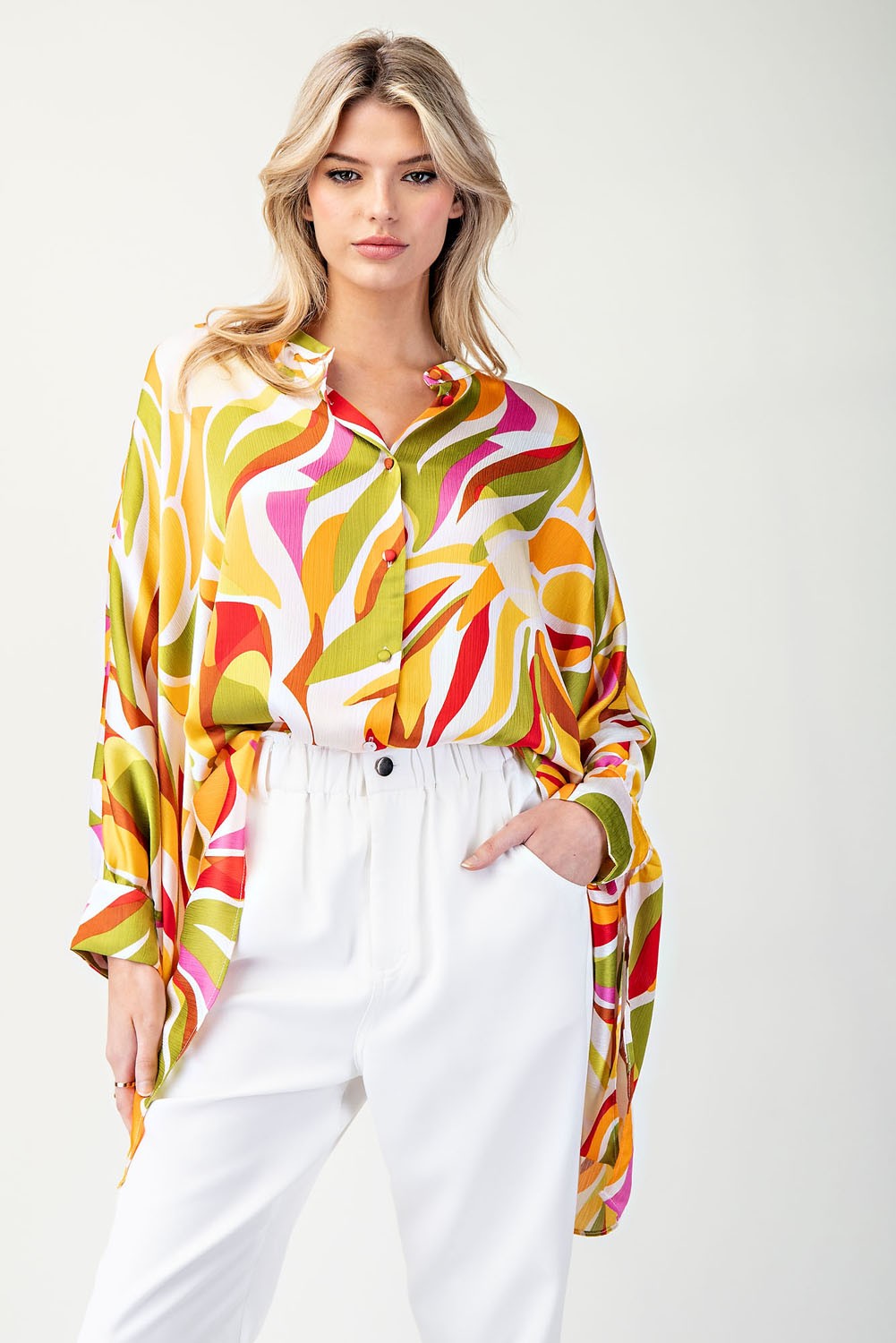 ee:some OVERSIZED Abstract Printed Top in Avocado