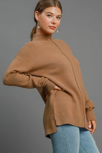 Umgee Solid Color Center Seam Knit Top in Latte